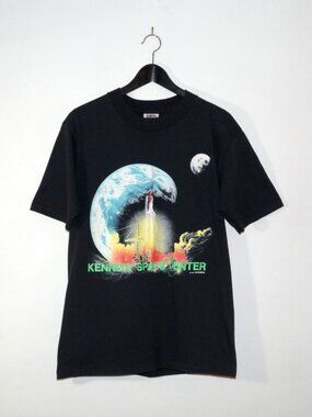Vintage 1989 Kennedy Space Center NASA Single Stitch Made in USA ONEITA Tee LRG